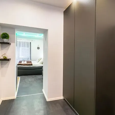 Spotlight Apartmanhaz