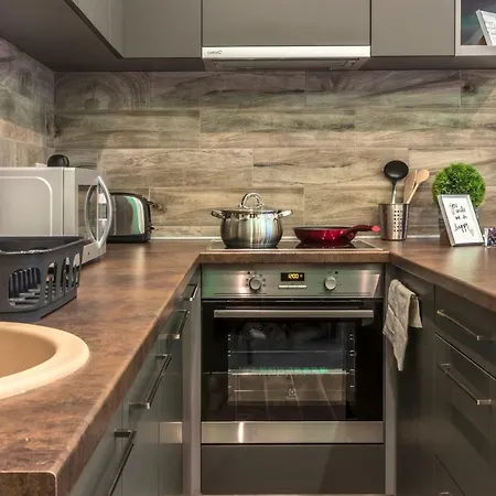 Appartamento Spotlight Apartmanház